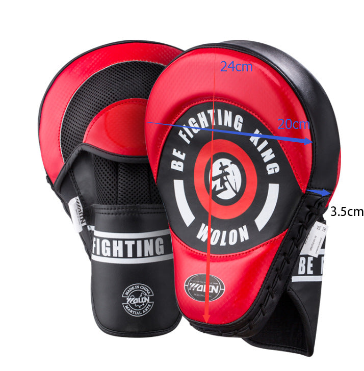 Cinco guantes de boxeo de dragón