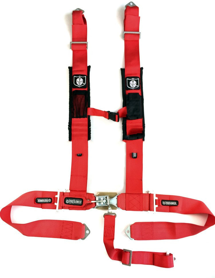 Remise en place des ceintures de sécurité de course