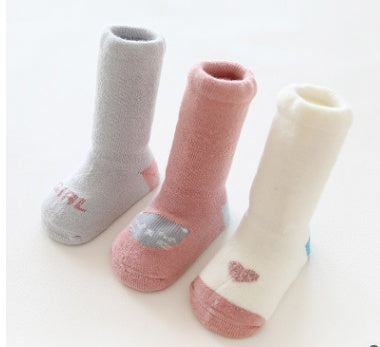 5 pares de calcetines de algodón antideslizantes para bebés, calcetines de muñecos de dibujos animados con campanas, accesorios suaves y bonitos para bebés y niños