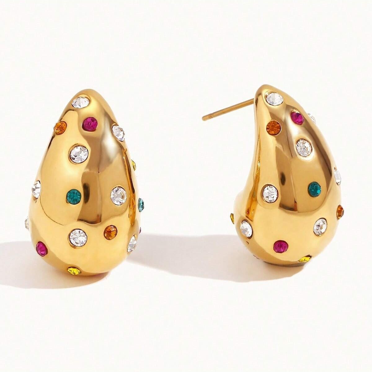 Clous d'oreilles élégants en diamant coloré pour femmes