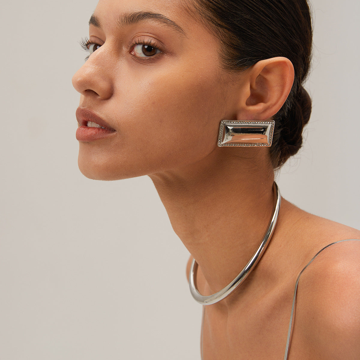 Boucles d'oreilles rectangulaires brillantes incrustées de diamants en acier inoxydable, ornement de personnalité