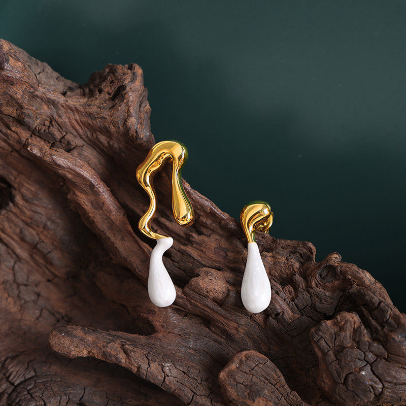 Boucles d'oreilles asymétriques en émail, gouttelettes d'eau en acier titane Antique européen et américain
