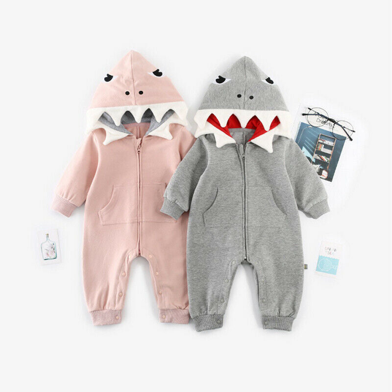 Robes à capuche de requin de dessin animé