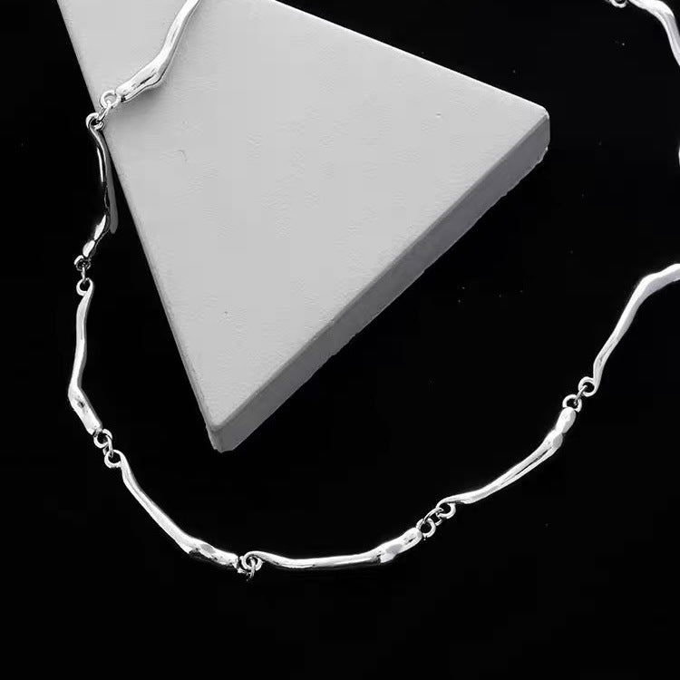 Twisted Wave Pattern Necklace For Men And Women