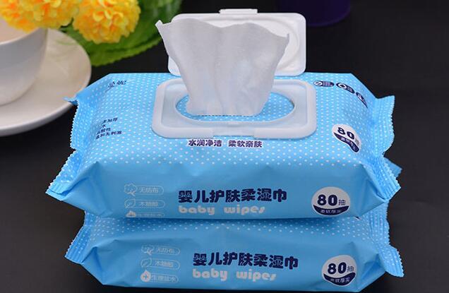 Toallitas gruesas para bebés, súper suaves y no irritantes.