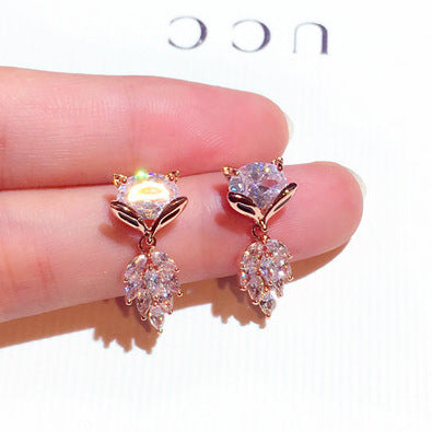 Boucles d'oreilles capricieuses à la mode pour femmes