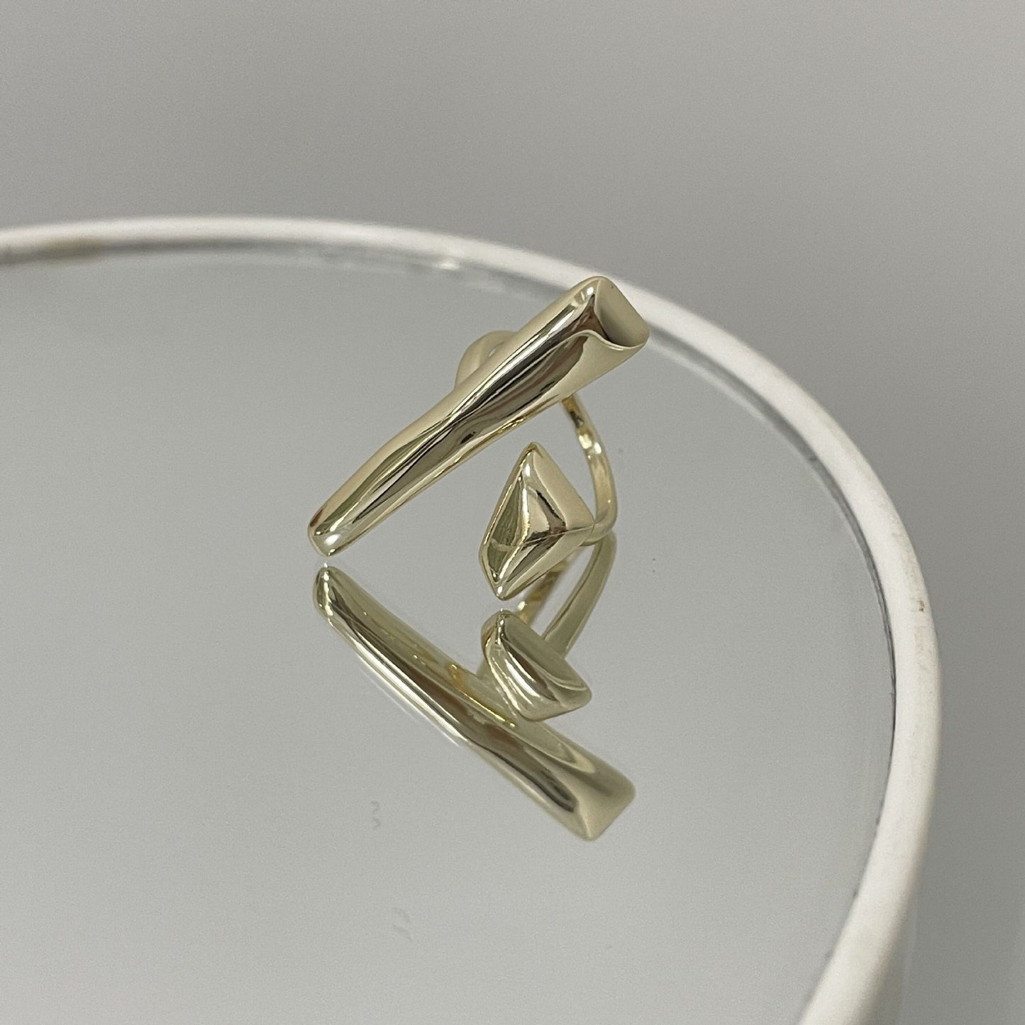 Anillo de dedo índice ajustable geométrico irregular con diseño de interés especial