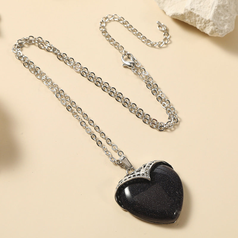 Collier d'amour en pierre naturelle unique et tendance pour femme