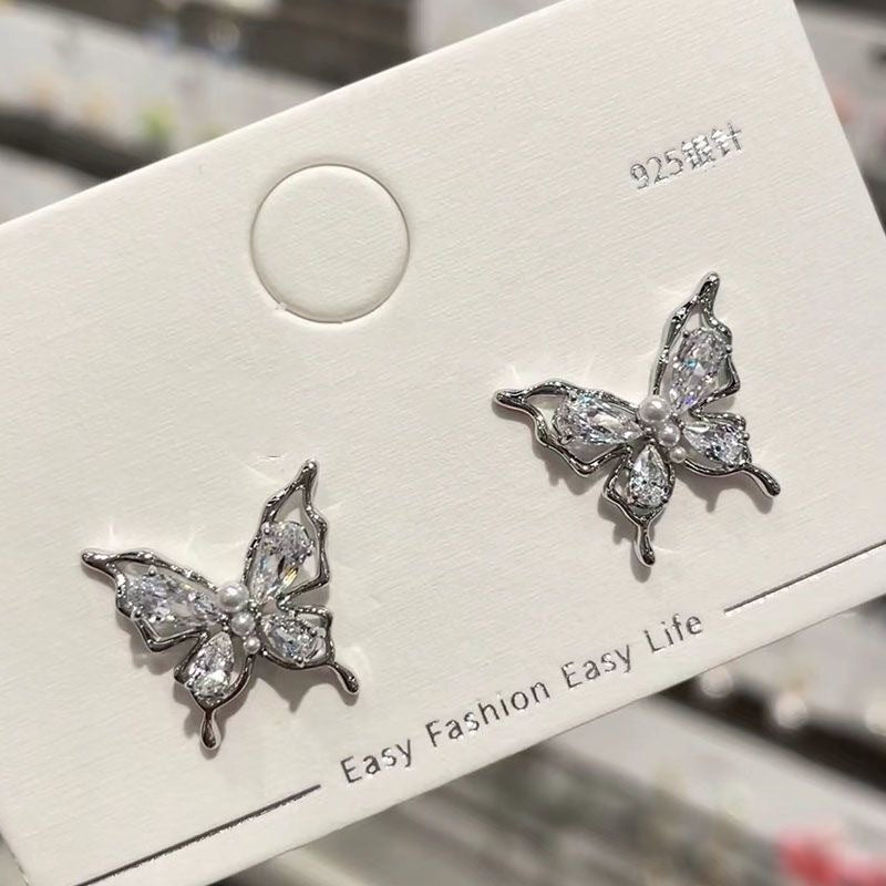 High Sense Light Luxury Temperament New Summer Exquisite Special Interest Earrings Women