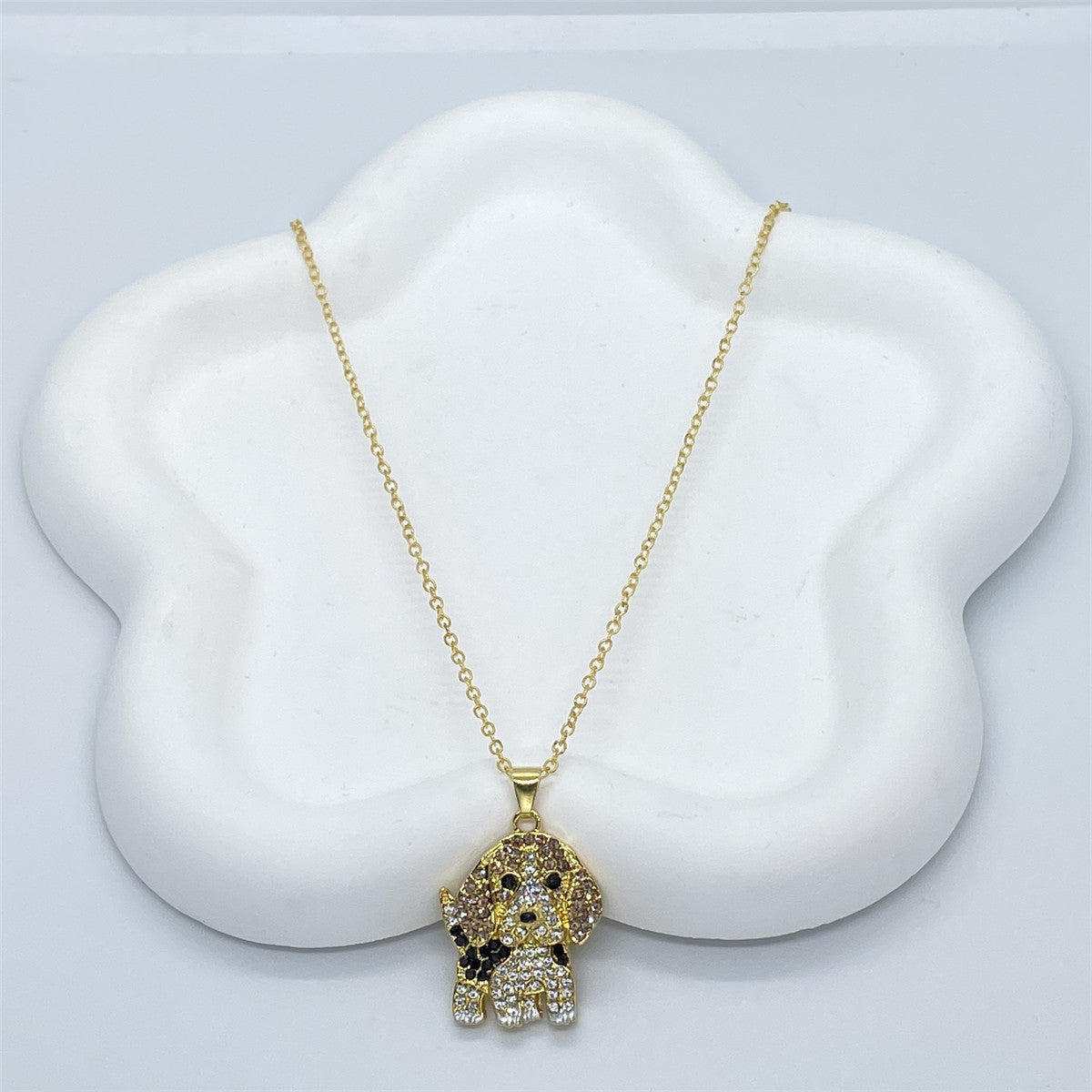 Cute Beagle Dogs Pendant Necklace Exquisite Cartoon Puppy Necklace