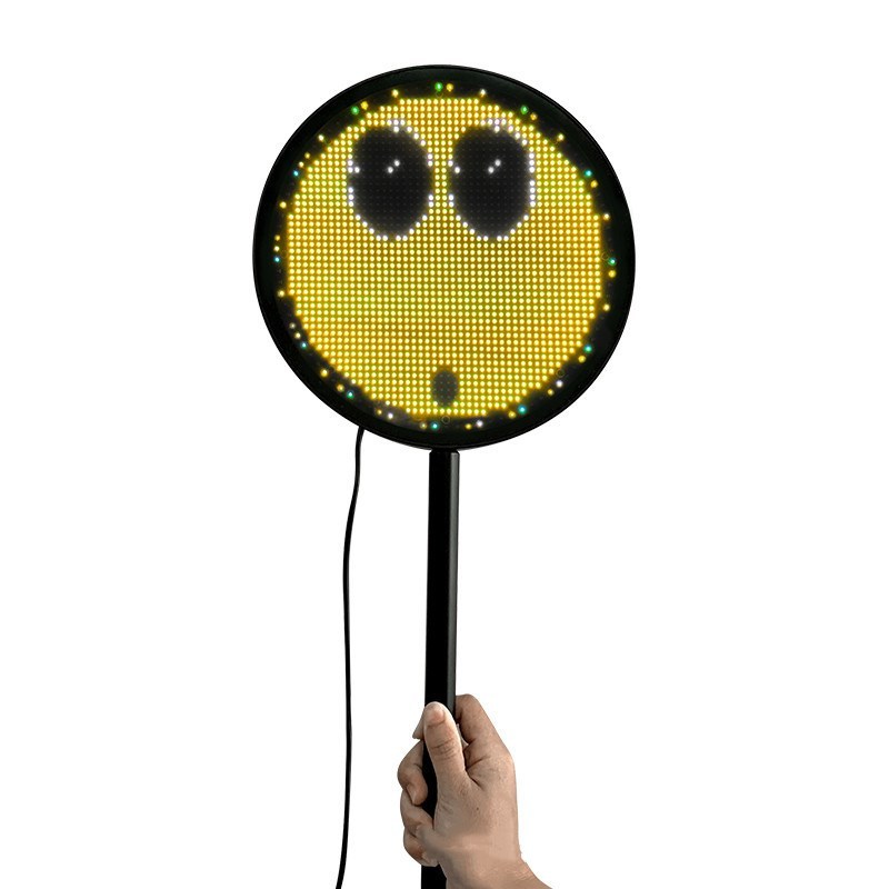 Écran de voiture LED, affichage polychrome de la publicité automobile