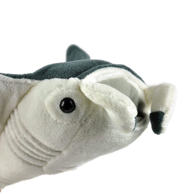 Poupée en peluche poisson diable
