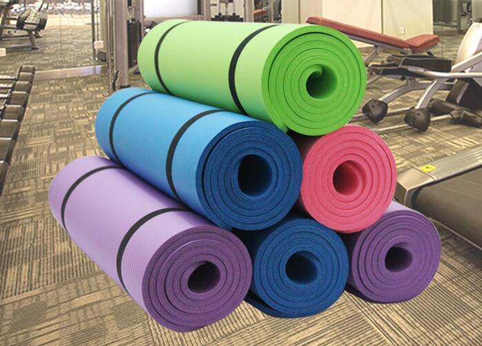 Tapis de yoga de qualité supérieure de 10 mm d'épaisseur
