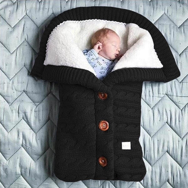 Sac de couchage épais et élargi pour bébé.
