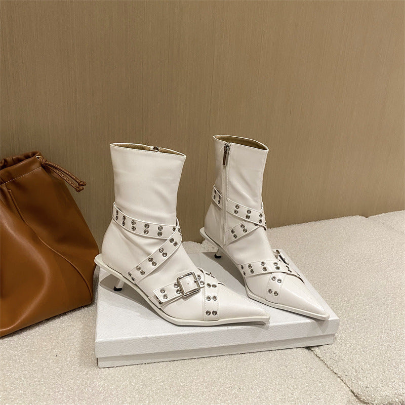 Bottines pointues à boucle de ceinture avec croix aiguille pour femmes