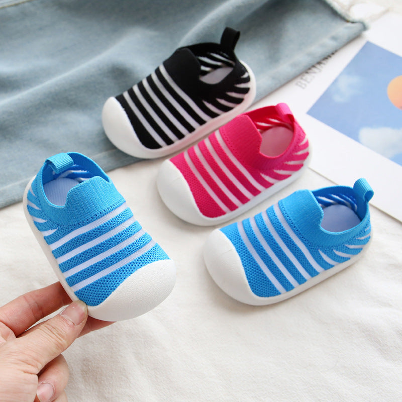 Calcetines para niños cubrezapatos.