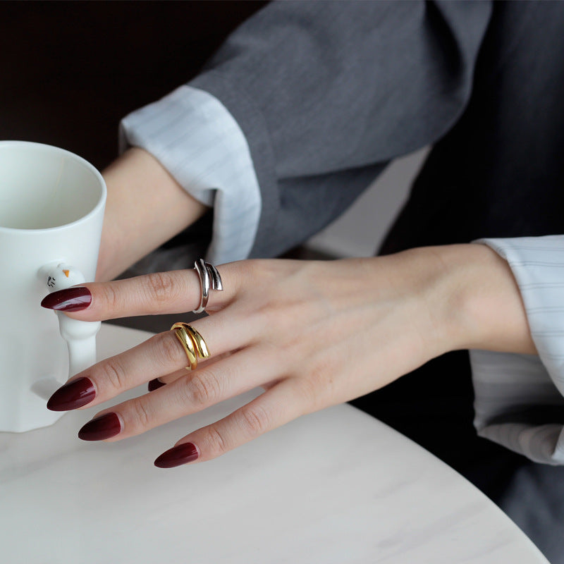 Bague Minimaliste Lignes Géométriques Femme