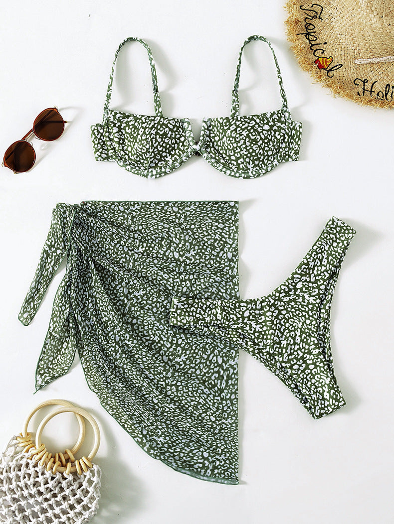 Robe de plage bikini fleurie trois pièces