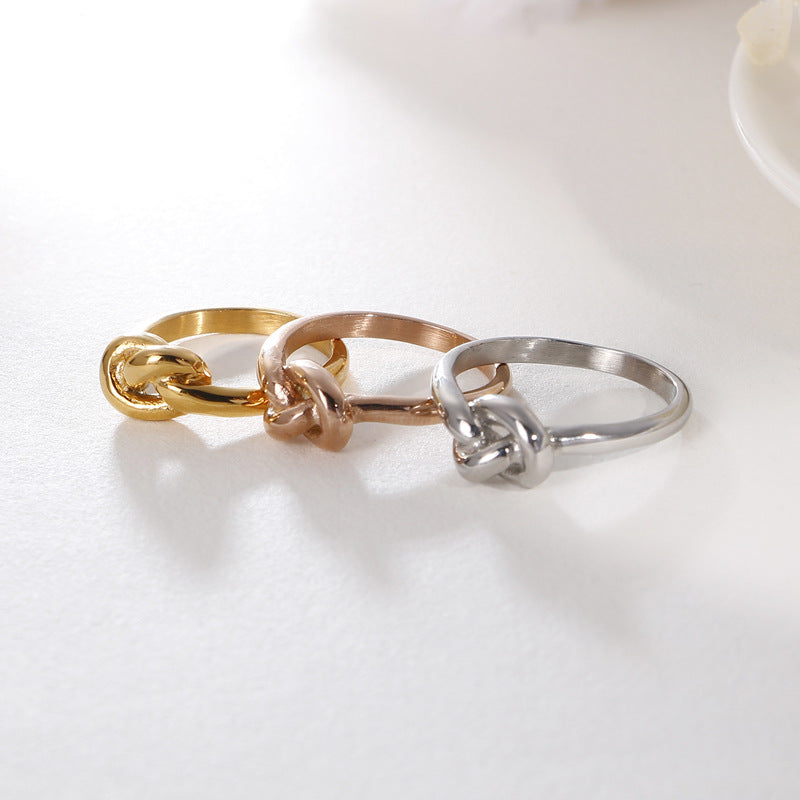 Bague en acier titane géométrique Truelove Knot