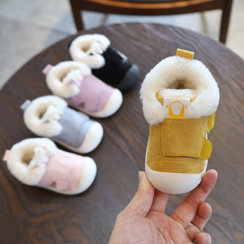 Zapatos para niños pequeños 