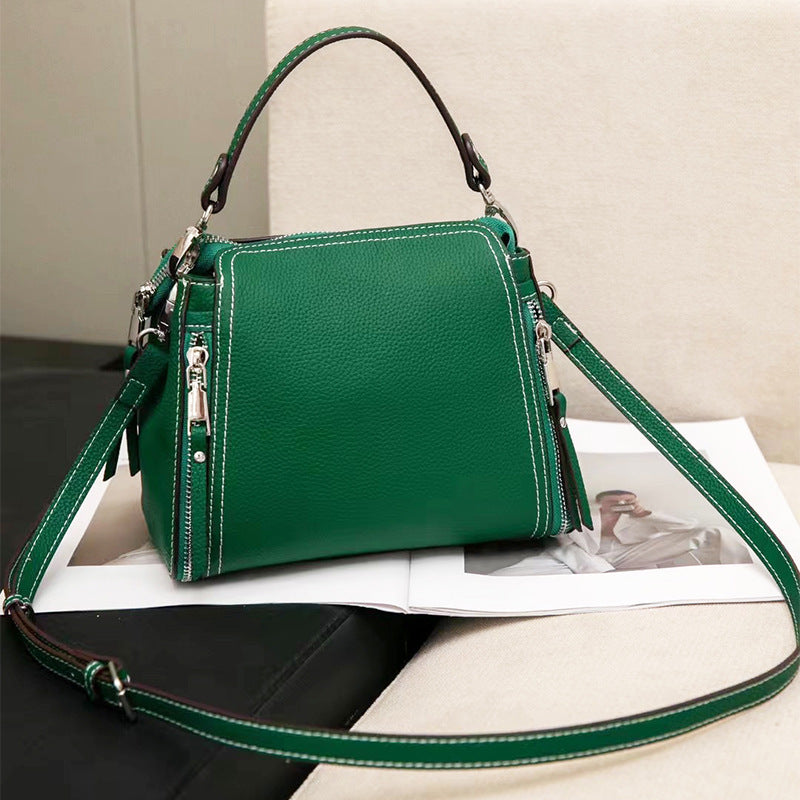 Cowhide Women's One Shoulder Crossbody Bag Is Fashionable And Versatile