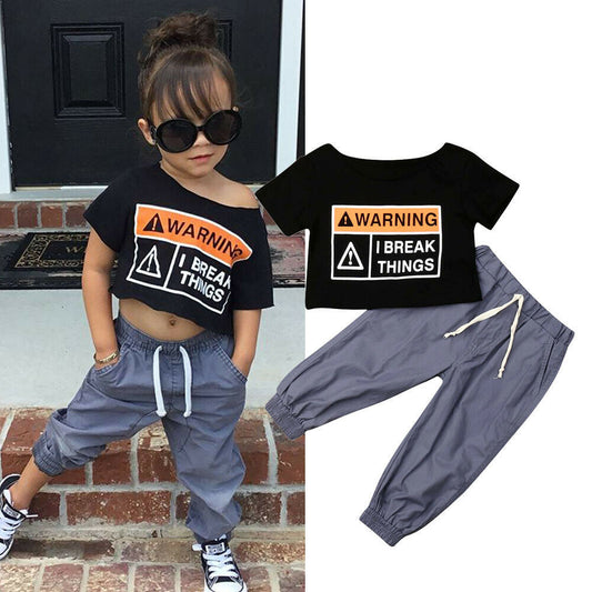 Conjunto para niños con pantalones atados de manga corta y estampado de letras