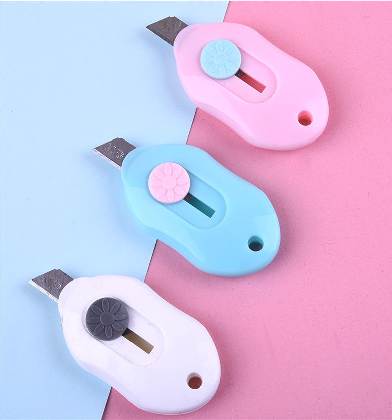 Couteau à boîte ouverte mignon et pratique