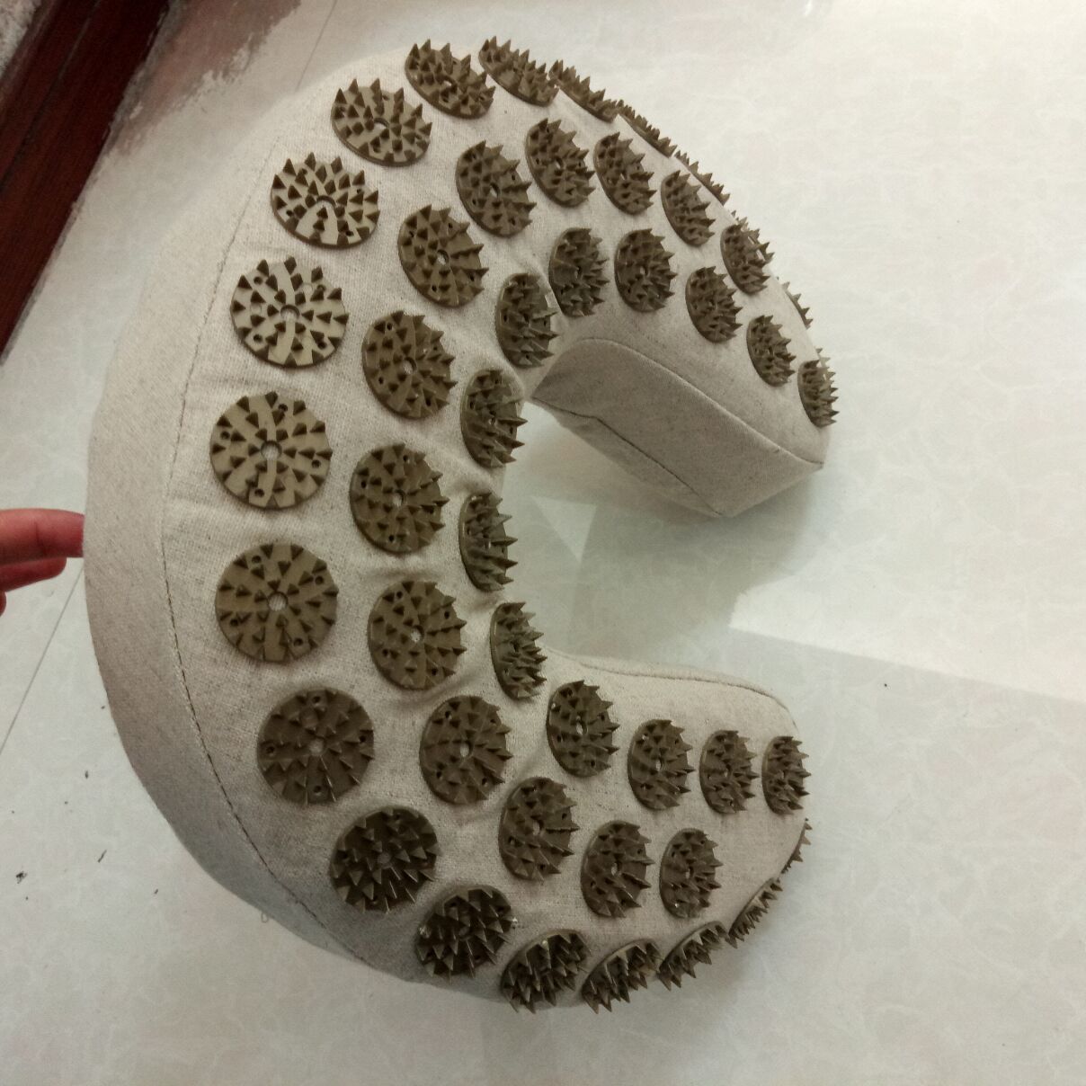 Almohada de acupuntura en forma de U de lino orgánico Almohada de acupuntura