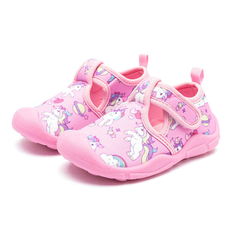 Chaussures décontractées respirantes pour garçons.