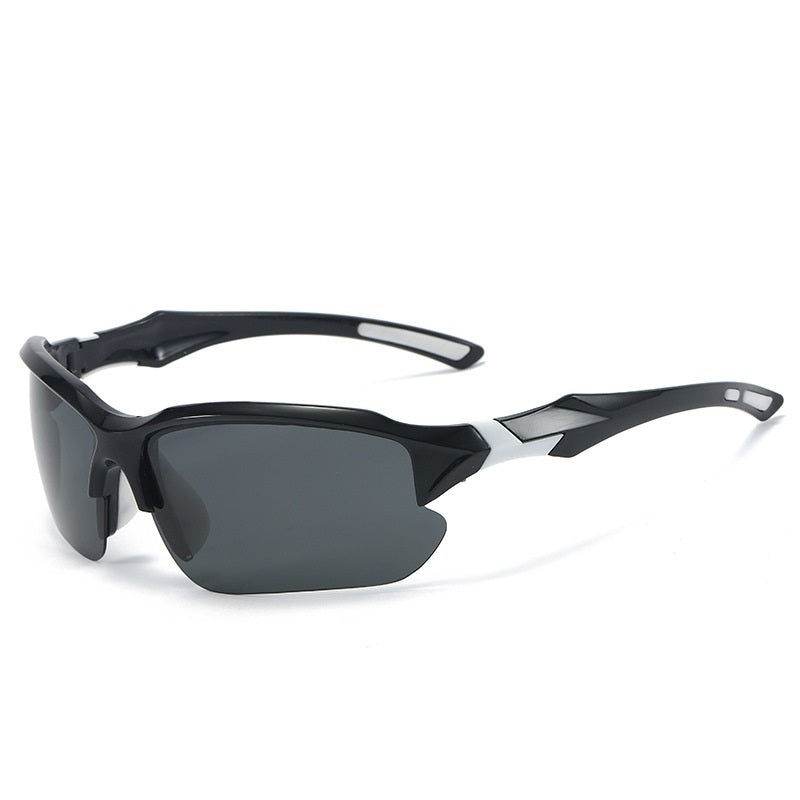 Casque de vélo de route avec lentille et feu arrière