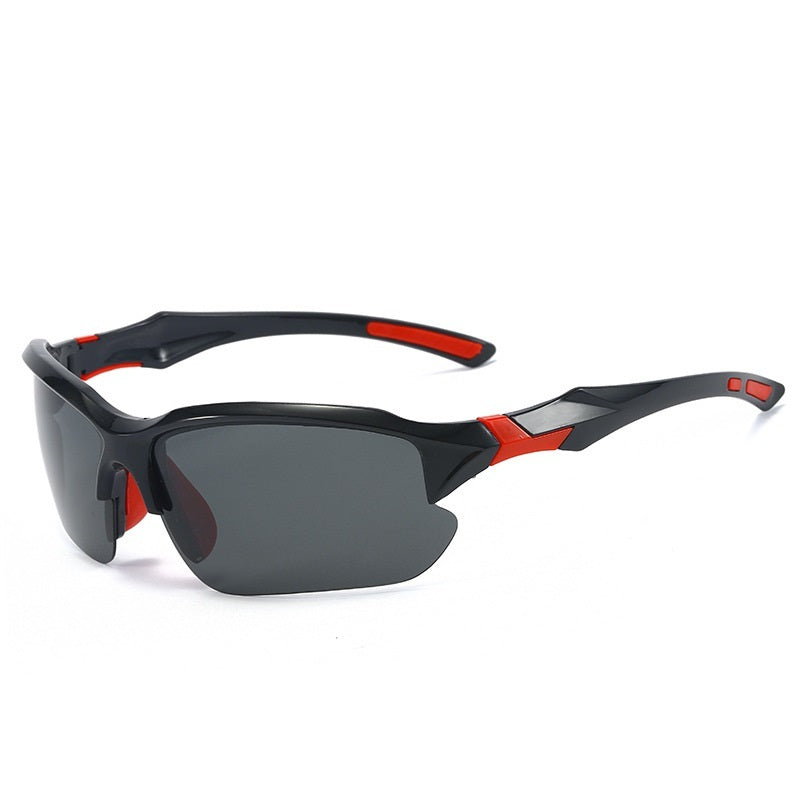 Casque de vélo de route avec lentille et feu arrière