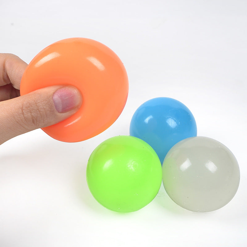 Bolas adhesivas luminosas, juguetes pegajosos para pared, juegos de fiesta en casa que brillan en la oscuridad, juguetes novedosos, juguete para apretar de descompresión