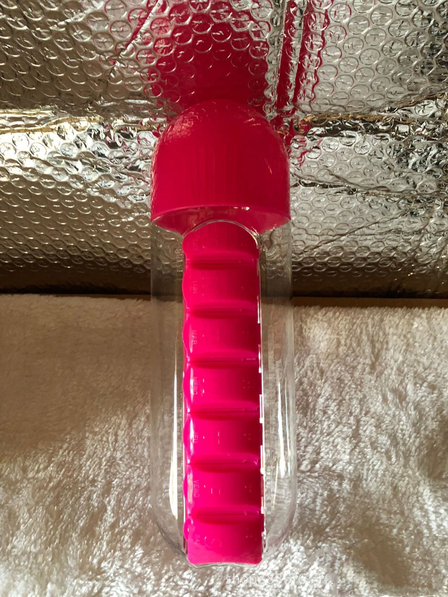 Bouteille d'eau avec pilulier, bouteille de boisson en plastique avec boîte à pilules médicinales, voyage 7 jours, organisateur de médicaments, conteneur de boisson