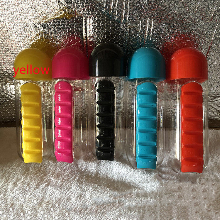 Bouteille d'eau avec pilulier, bouteille de boisson en plastique avec boîte à pilules médicinales, voyage 7 jours, organisateur de médicaments, conteneur de boisson