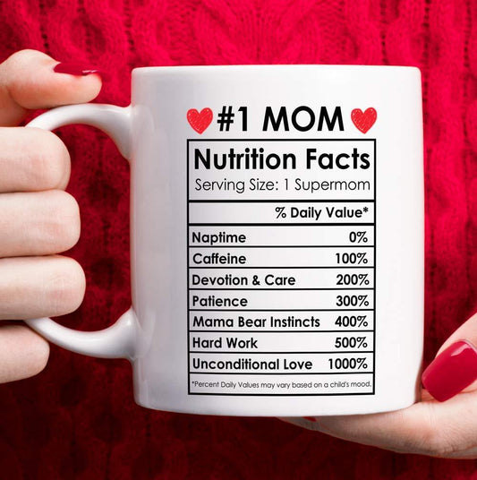 Taza de café de cerámica con etiqueta nutricional del Día de la Madre