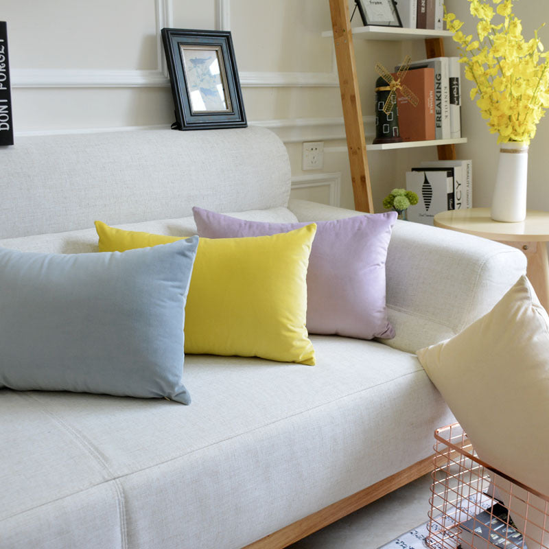 Coussin décoratif en velours pour canapé