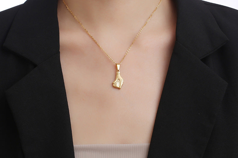 Women's Fashion Casual Hand-held Love Necklace