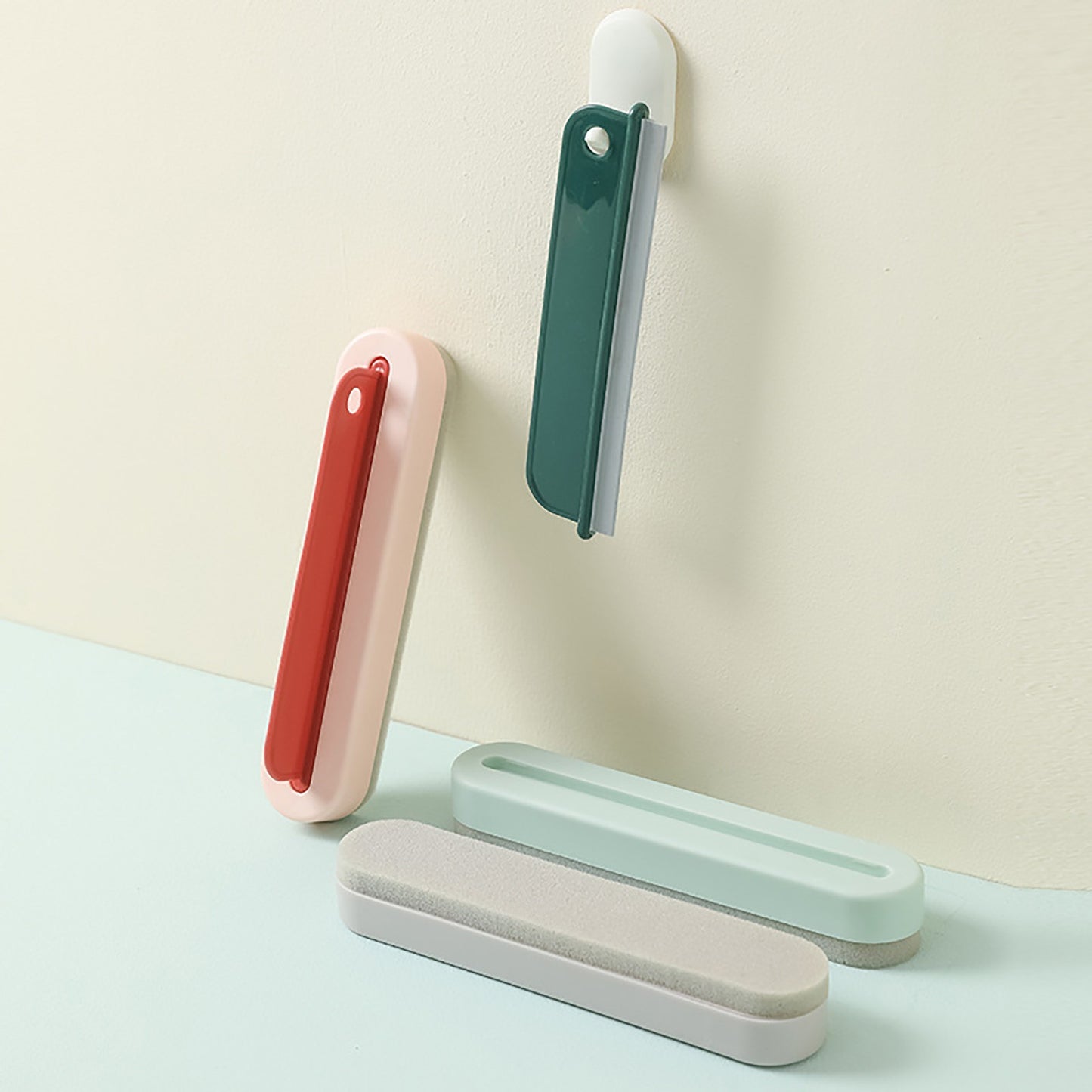 Grattoir d'essuie-glace multifonction avec de l'eau pour le nettoyage de la salle de bain, douche, miroir, comptoir de cuisine, évier, essuie-glace de fenêtre de voiture, flexible, universel, accessoires de nettoyage de vitres en verre