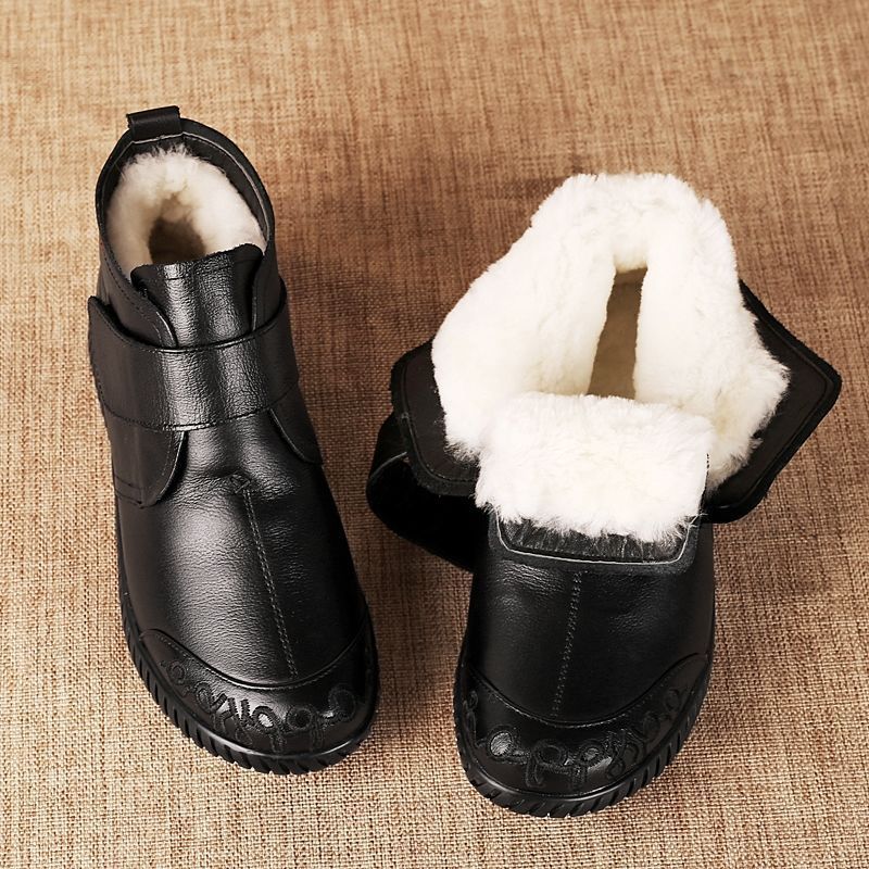 Chaussures en coton en cuir souple et fourrure épaisse, antidérapantes, semelle souple, bottes courtes doublées en polaire pour mère et femme d'âge moyen, hiver