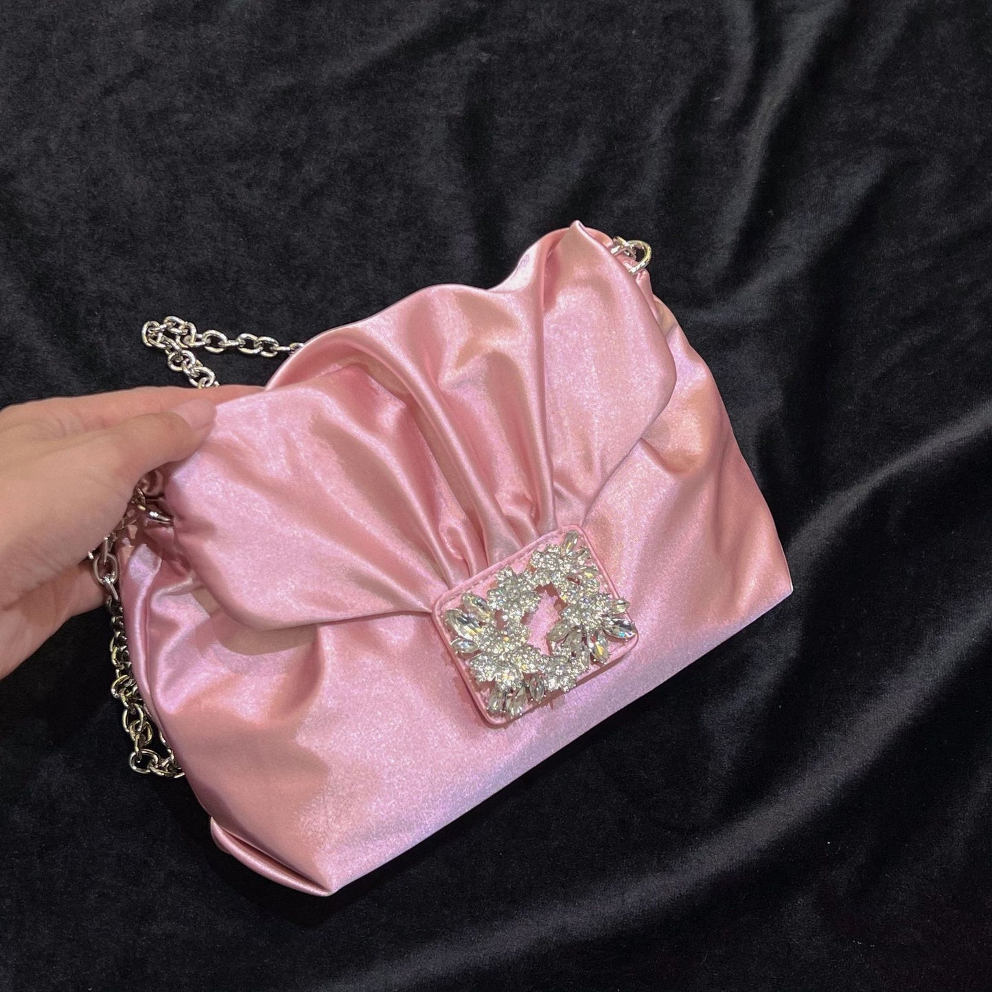 Petit sac carré en diamant de soie de banquet froissé vintage
