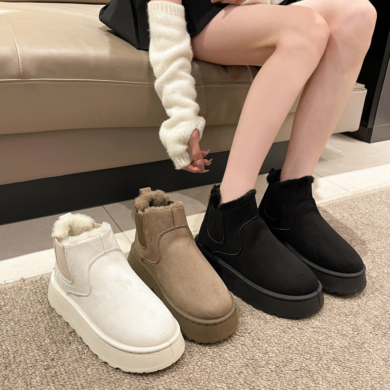 Botas de felpa para mujer Invierno Cálido Lana Grueso Pisos Botas de nieve Zapatos de moda