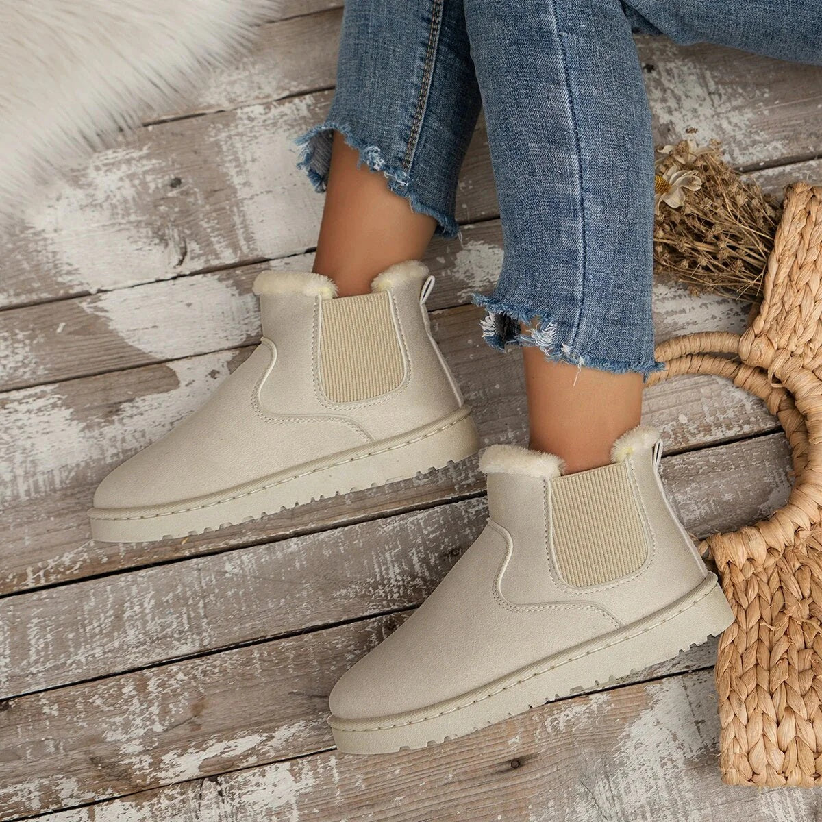 Thickened Velvet Ankle Boots Women's Insulated Cotton-padded Shoes
