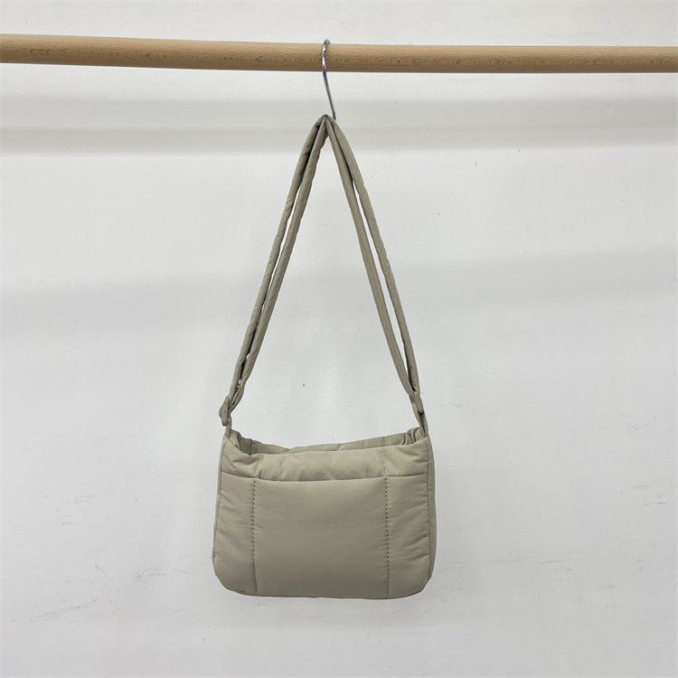 Bolso cuadrado pequeño de tela de nailon, informal, sencillo, ligero, minoritario, bonito, cruzado, con un solo hombro