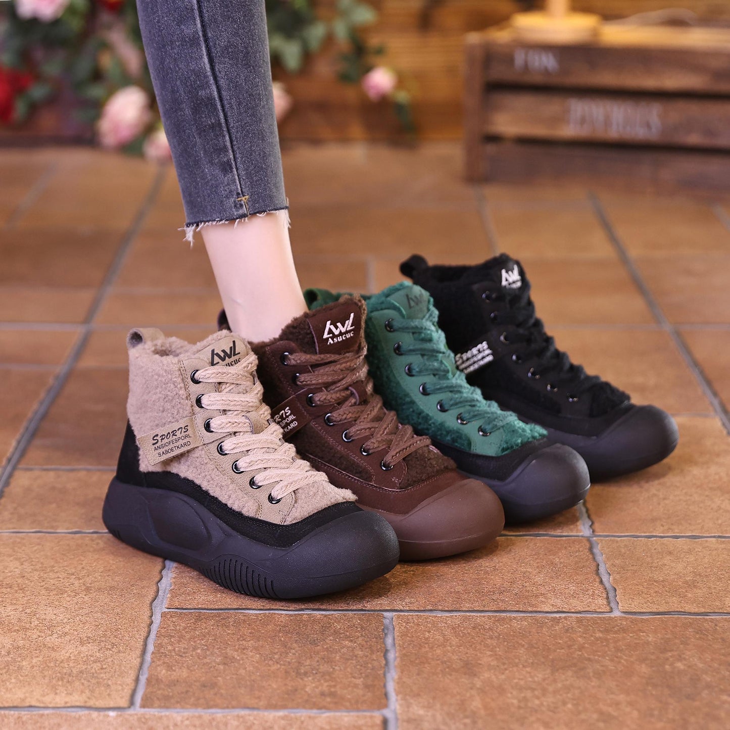 Bottes Martin à semelles souples doublées en polaire, montantes, antidérapantes, assorties à tout
