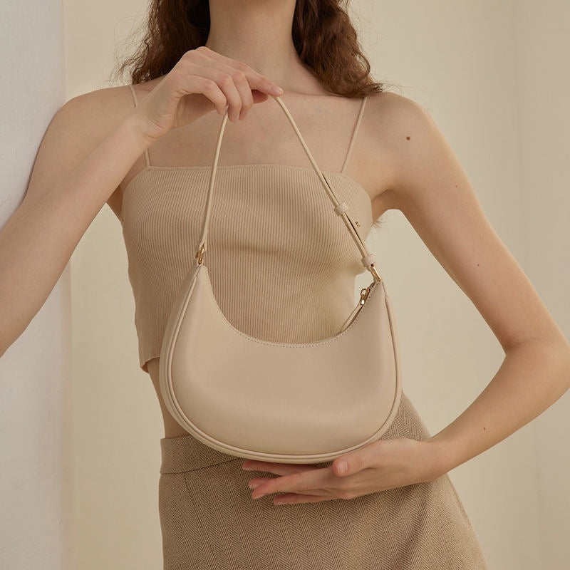 Conception d'un sac sous les bras de nouveau style de niche à une épaule