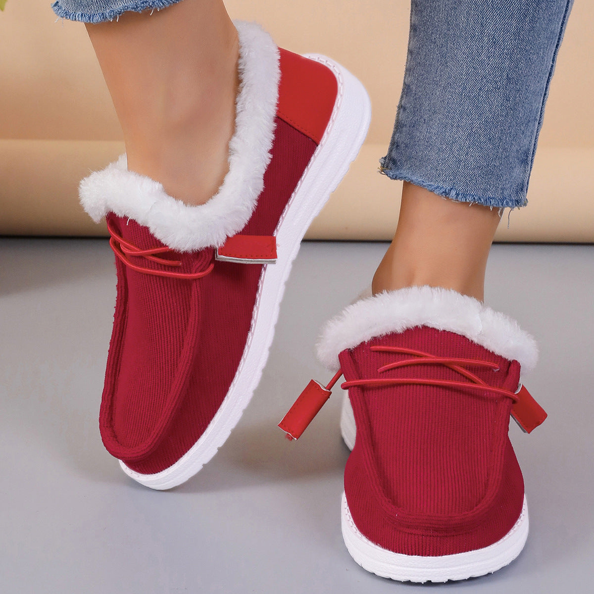 Chaussures chaudes en velours et dentelle à tête ronde pour femmes