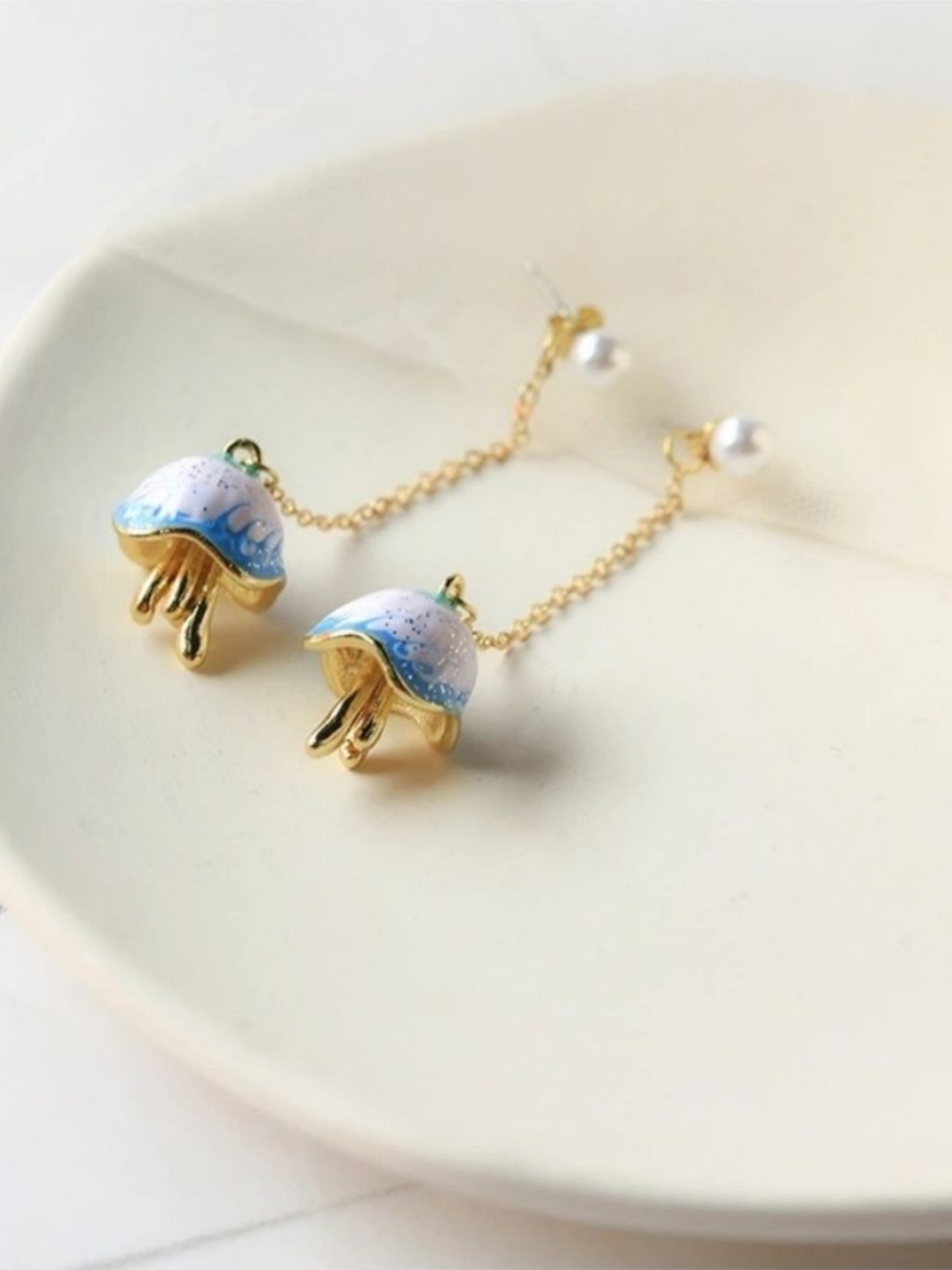 Boucles d'oreilles longues élégantes pour femmes