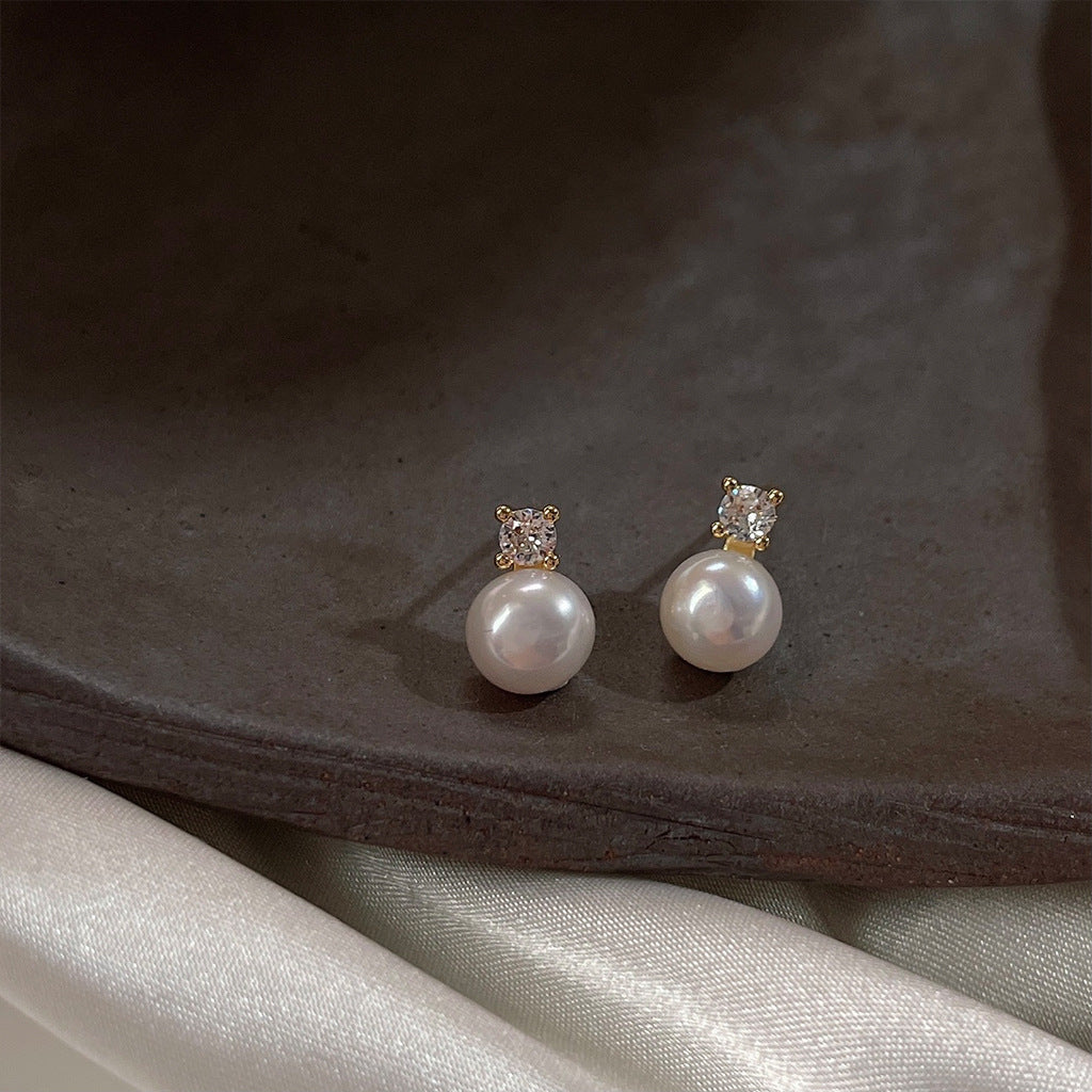 Pendientes de estilo de lujo asequibles, sencillos, fáciles de combinar, con microincrustaciones de circonita, perlas de agua dulce, plata 925, chapado en aguja de 14k