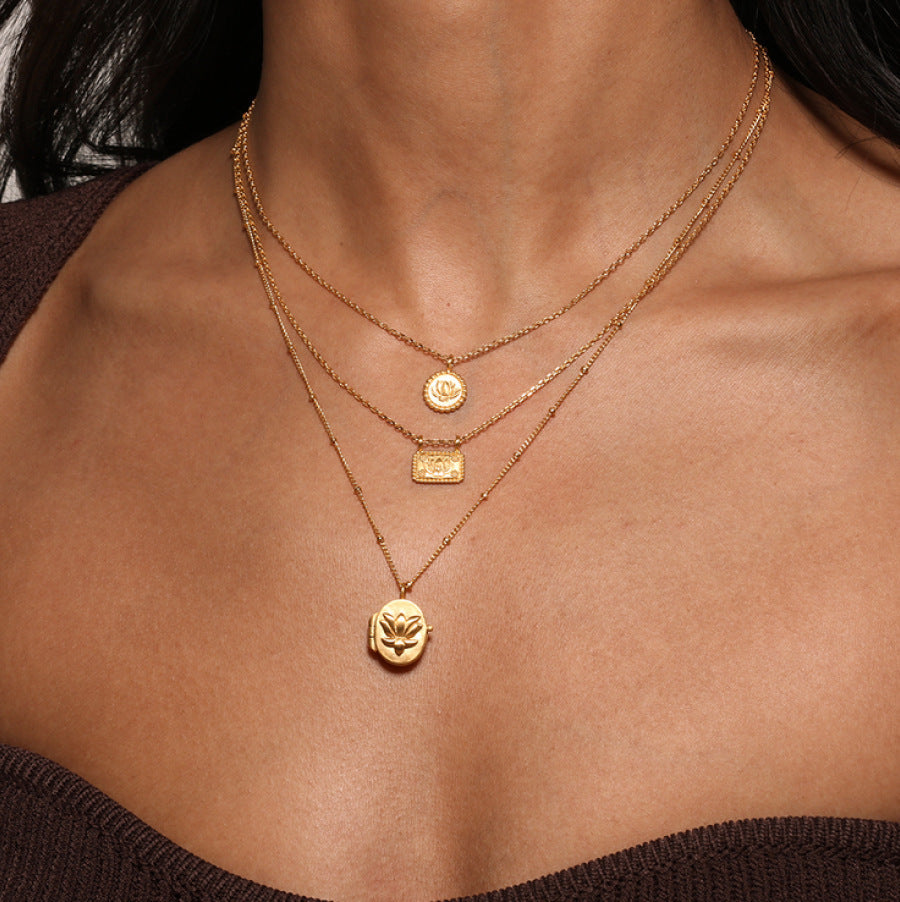 Collar de álbum de loto con colgante de flor y cadena para suéter