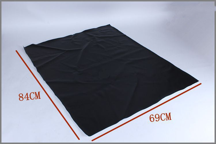 El prepucio del asiento de motocicleta está universalmente agrandado y engrosado